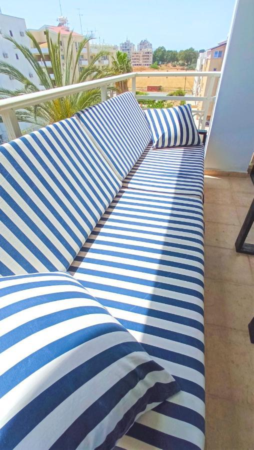 Luxury Private -sea View, Gym- 5 Min From Beach! - Private In Shared Проживання в сім'ї *