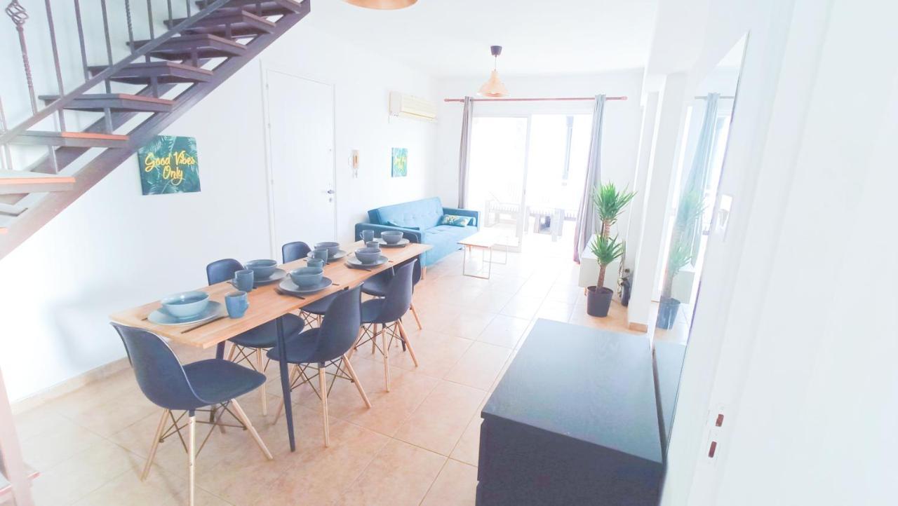 Luxury Private -sea View, Gym- 5 Min From Beach! - Private In Shared Kwatera prywatna