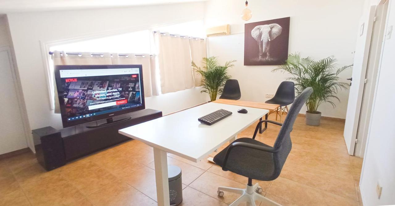 Luxury Private -sea View, Gym- 5 Min From Beach! - Private In Shared Kwatera prywatna *